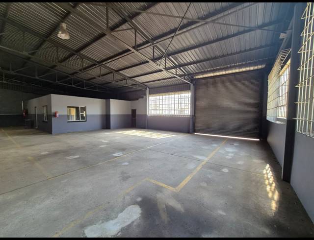 440M² WAREHOUSE TO LET IN WADEVILLE